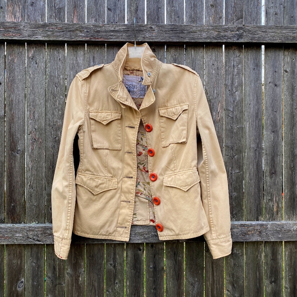 Cotton Story Coat / Tronata / So AWESOME!